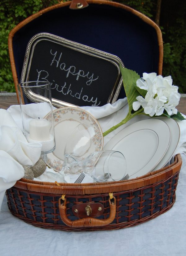 elegant picnic basket