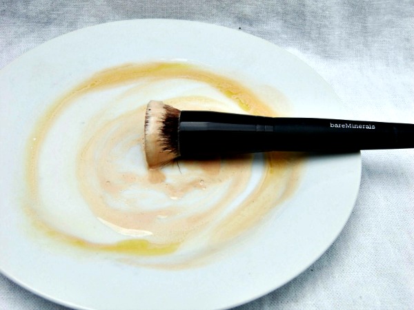 https://myhomeandtravels.com/wp-content/uploads/2015/05/Cleaning-your-makeup-brushes-My-dirty-little-secret-dish2-my-home-and-travels.jpg