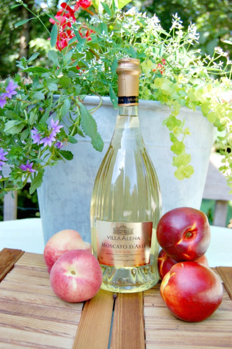 White Peach Sangria with Raspberries and Nectarines