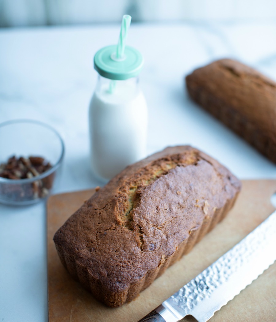 Moist & Buttery Banana Nut Bread Recipe