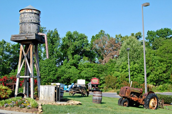 water tank notjustpaperandpaint.com