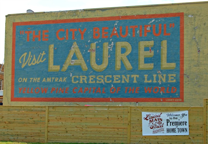 laurel Mississippi welcome sign 