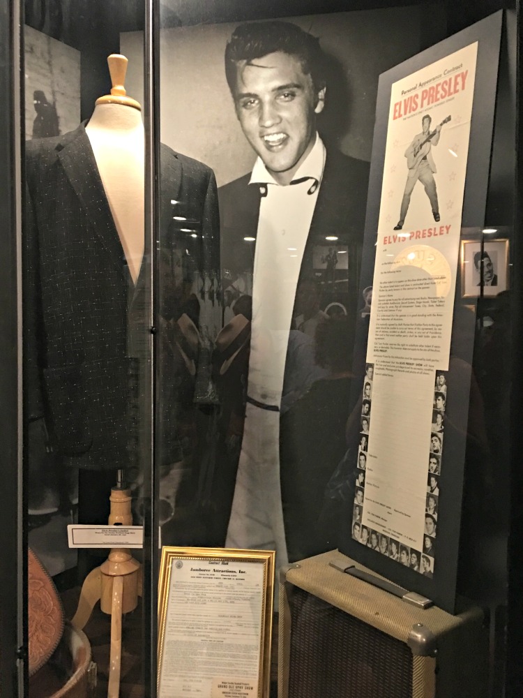 elvis-display-sun-record-studio-memphis-not-just-paper-and-paint