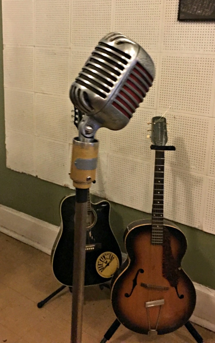 original-microphone--sun-record-studio-memphis-not-just-paper-and-paint