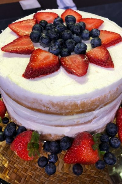 Making A Naked Cake Is So Simple