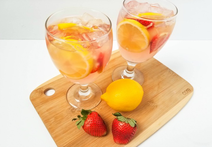 A Refreshing And Easy Pink Lemonade Moscato
