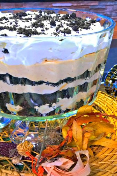 oreo-pumpkin-trifle-dessert-my-home-and-travels featured image