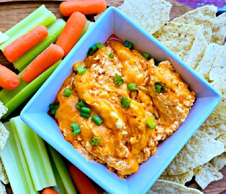 cheesy-crock-pot-buffalo-chicken-dip- 