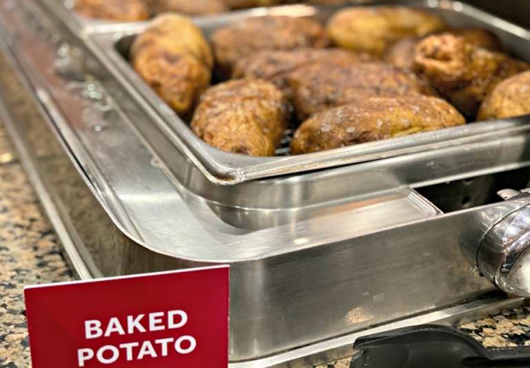 Five Reasons I Loved Staying At Drury Inn & Suites In Orlando My Home