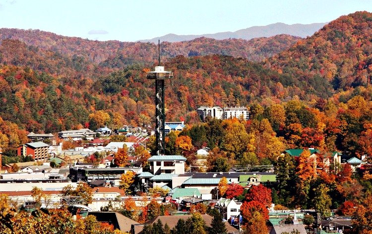 gatlinburg-attractions-feature-my-home-and-travels tower