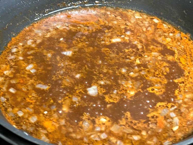 bbq-turkey-gravy-my-home-and-travels simmer