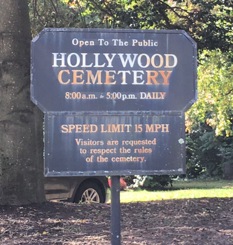 Hollywood Cemetery Sign