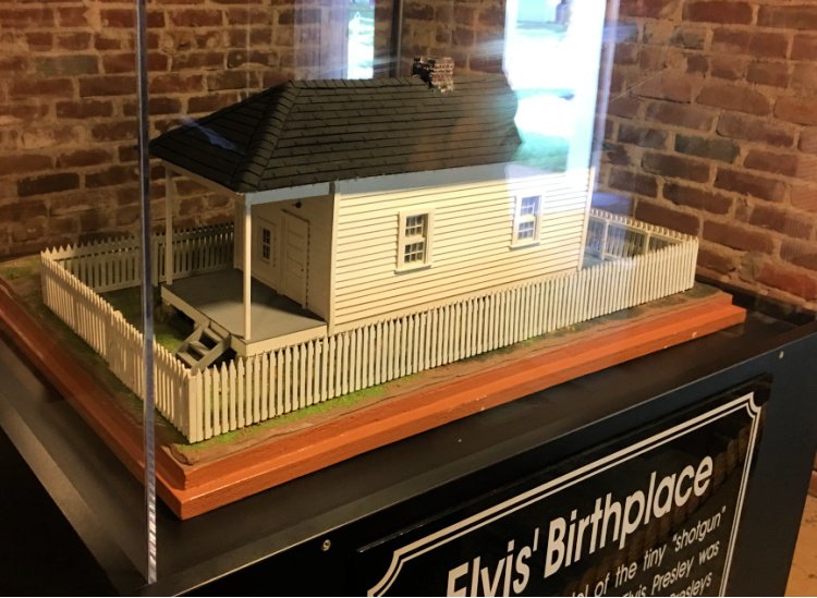 tupelo-elvis-presley-birthplace-my-home-and-travels