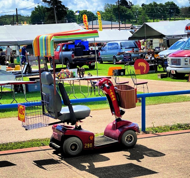 canton-worlds-largest-flea-market-my-home-and-travels