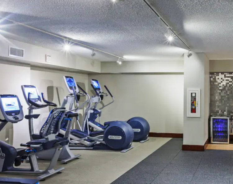 hilton-waco-texas-affordable-luxury-my-home-and-travels-fitness-center