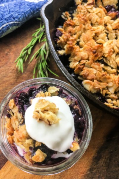 Simple Blueberry Crisp with Maple Syrup