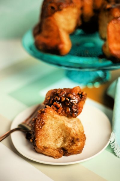 easy-monkey-bread-with-pecans-my-home-and-travels-for-pinterest-image featured image
