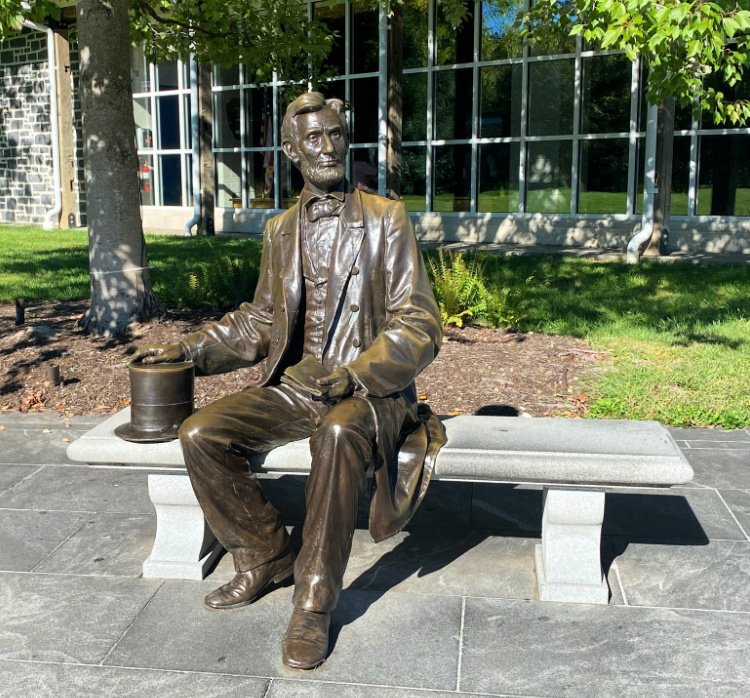 gettysburg-park-and-museum-pennsylvania-my-home-and-travels- lincoln statue