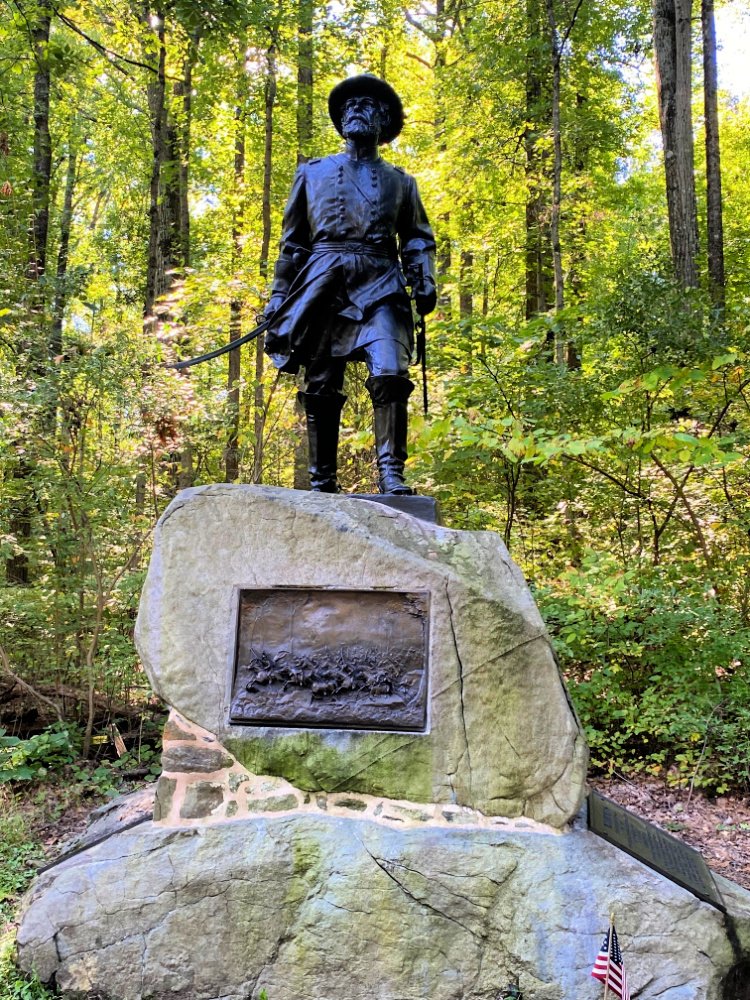 gettysburg-park-and-museum-pennsylvania-my-home-and-travels- statue