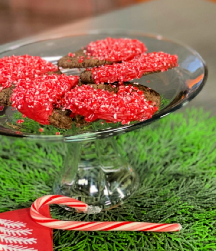 taste of cocoa cookie red plate my home and travels