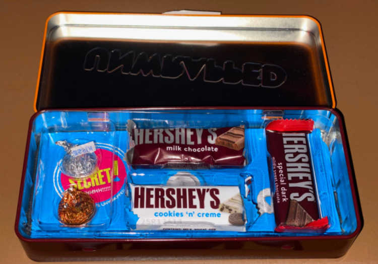 touring-hersheys-chocolate-world-pennsylvania-my-home-and-travels candy samples