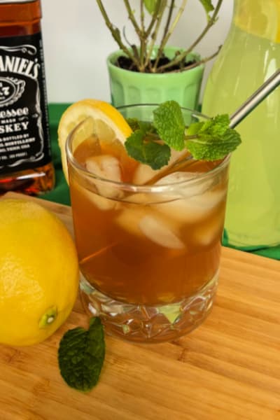 Arnold Palmer Cocktail my home and travels featured image