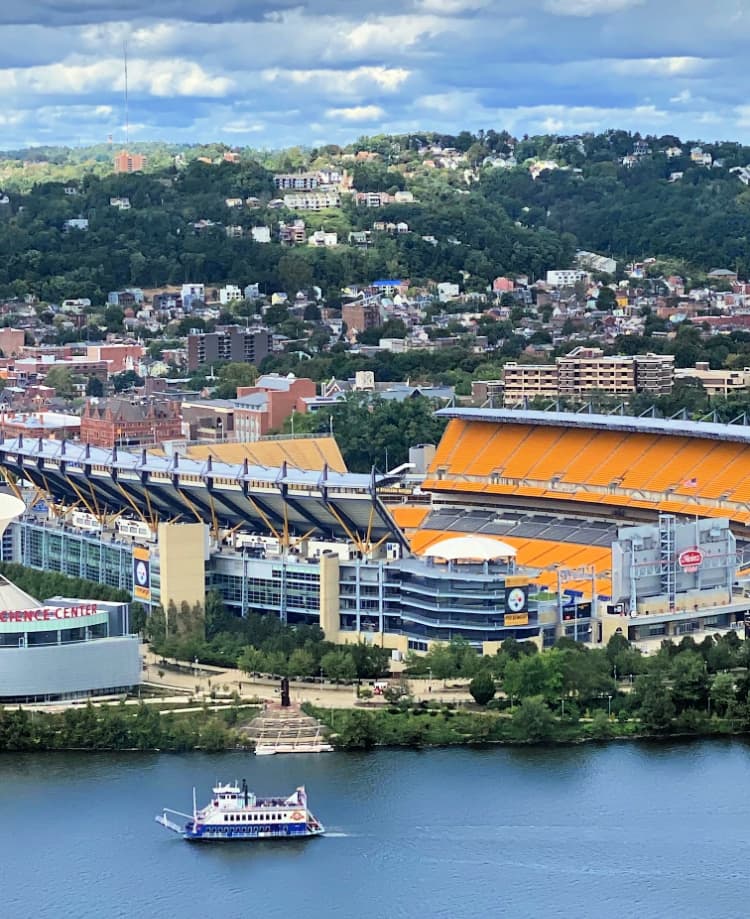 riding-mollys-trolley-pittsburg-my-home-and-travels- view of heinz field