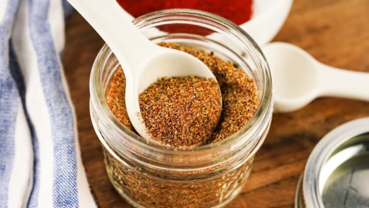 easy homemade taco seasoning recipe my home and travels in a jar with spoon