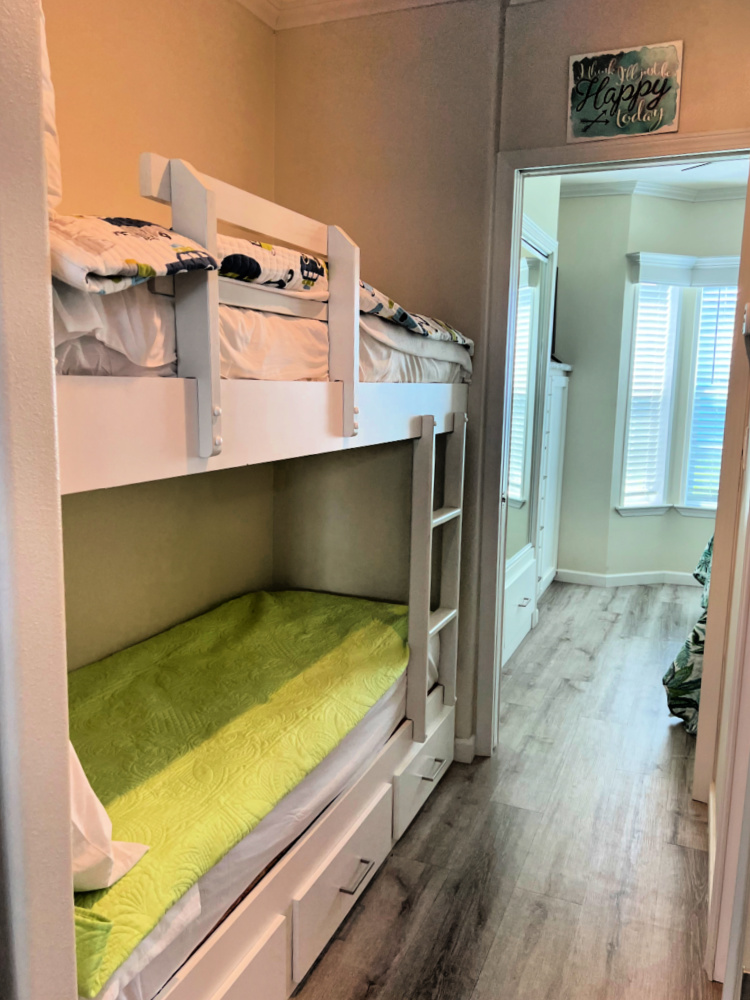 camp margaritaville auburndale florida my home and travels bunk beds