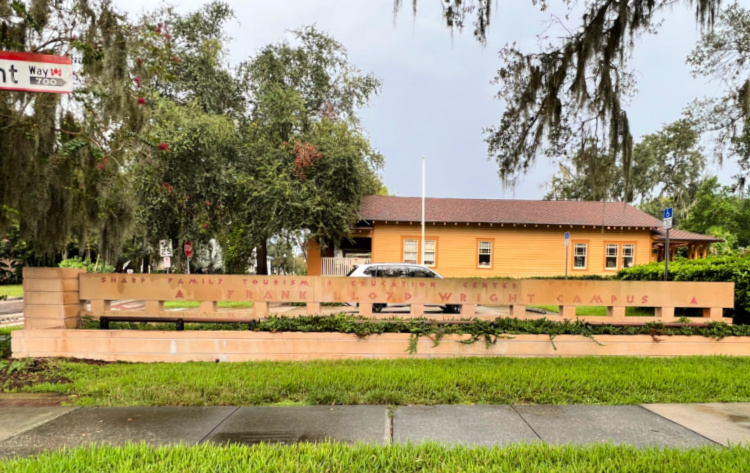 visitor center florida southern frank lloyd wright