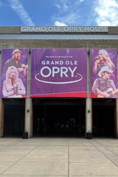 backstage-grand-old-opry-tour-my-my-home-and-travels-featured image