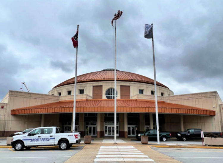 chattanooga-airport terminal entrance