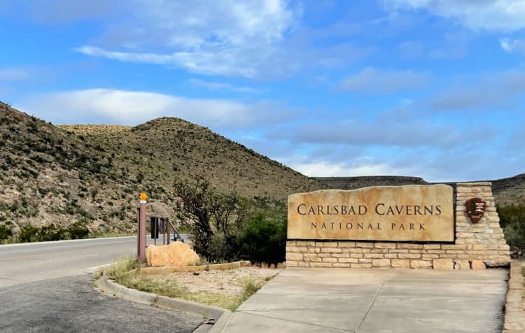 carlsbad caverns my home and travels entry sign