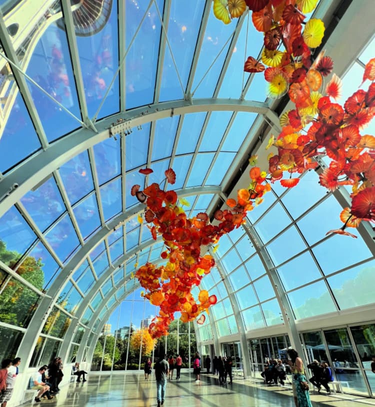 chihuly-garden-and-glass-seattle-my-home-and-travels-inside glass house