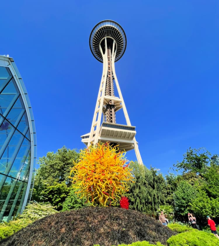 chihuly-garden-and-glass-seattle-my-home-and-travels-under space needle gardens