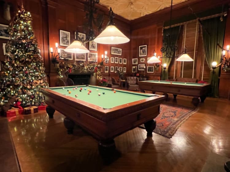 candlelight-evenings-biltmore-estate-my-home-and-travels-billiards-room