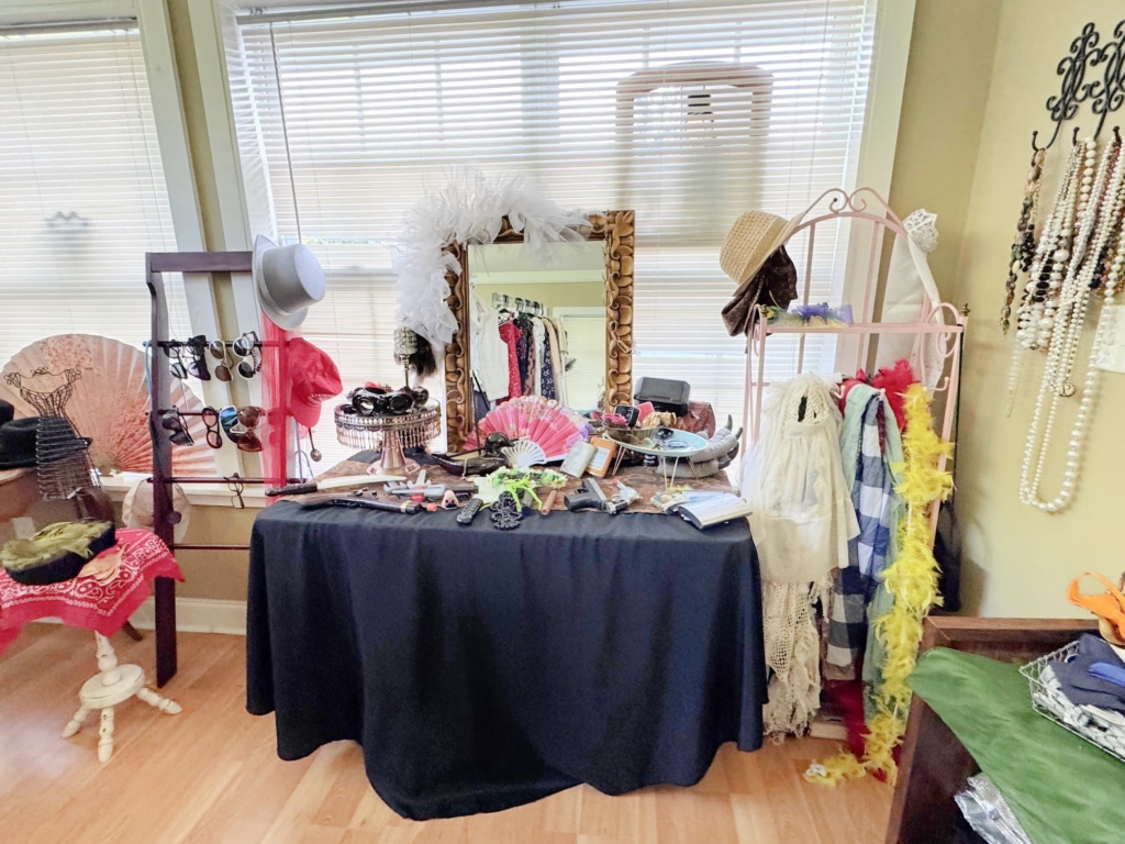 whistlestop manor my home and travels accessory room