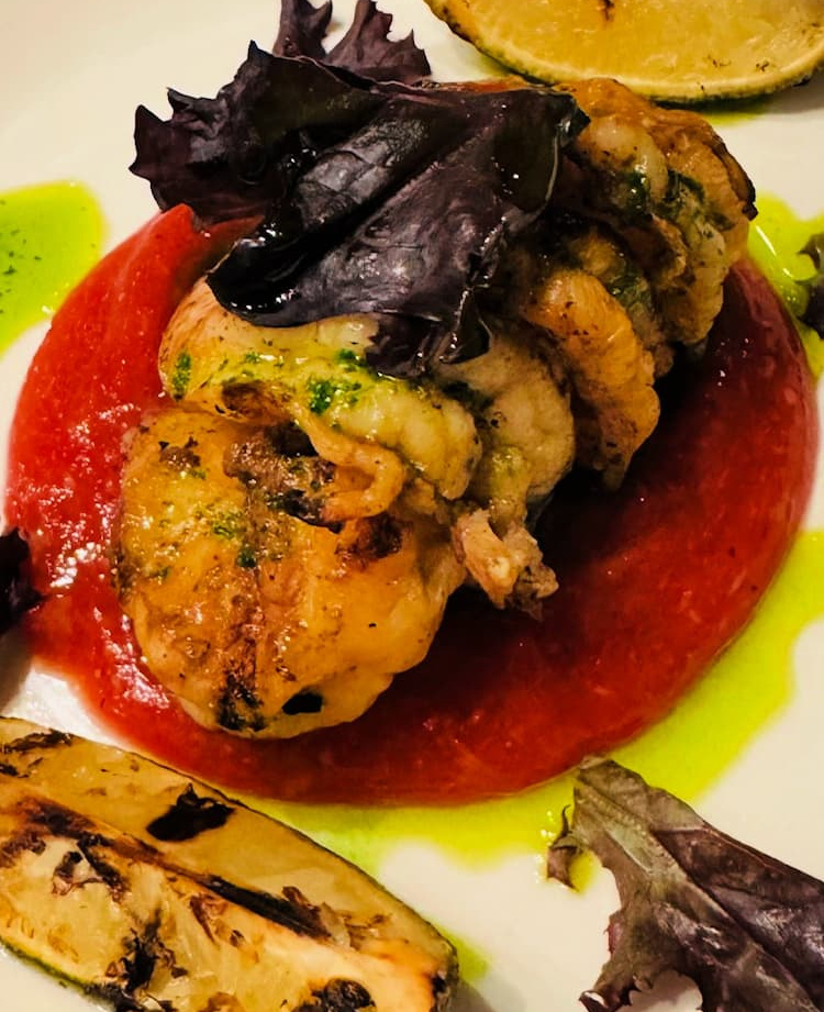 hilton-bna-nashville-airport-terminal-my-home-and-travels- grilled shrimp cocktail