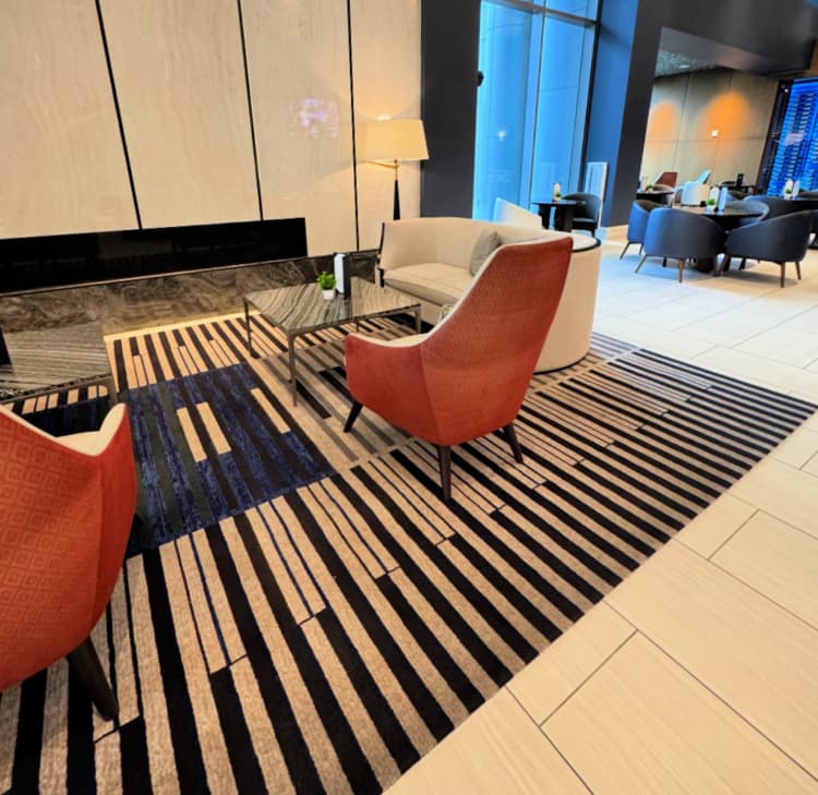 hilton-bna-nashville-airport-terminal-my-home-and-travels- piano key carapet