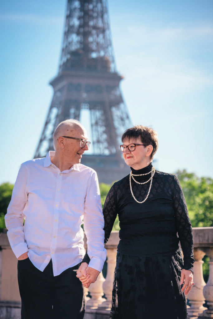 Family-photo-shoot-in-paris-at-the-eiffel-tower- the two of us